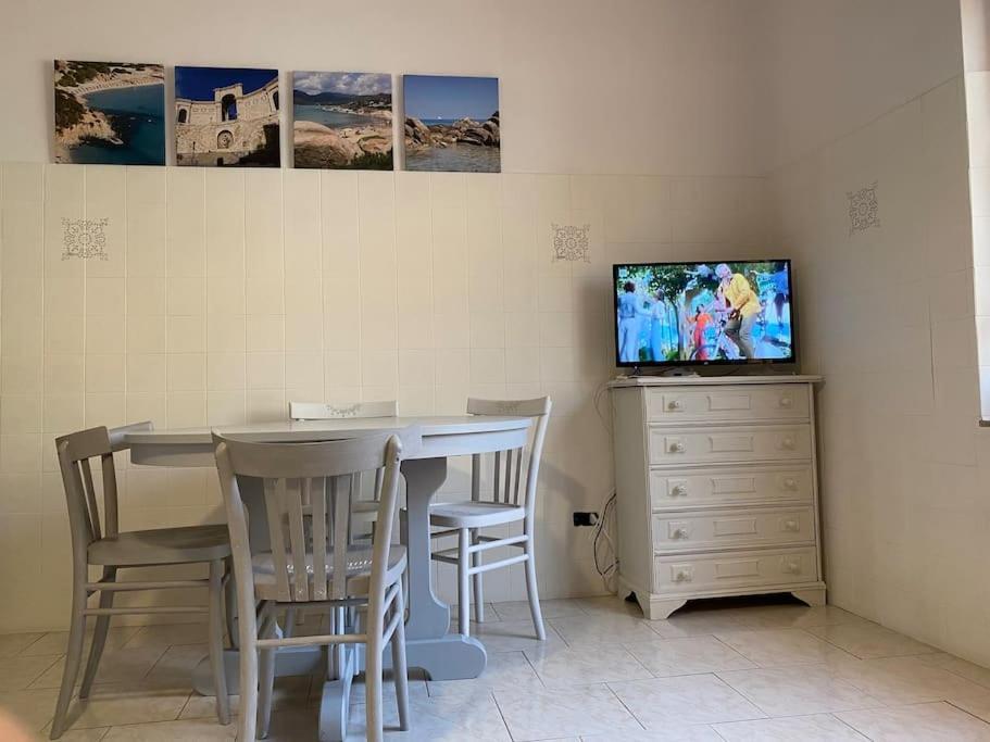Casa Rosa Di Maria Gabriella San Vito A 30 Km Da Villasimius Екстериор снимка